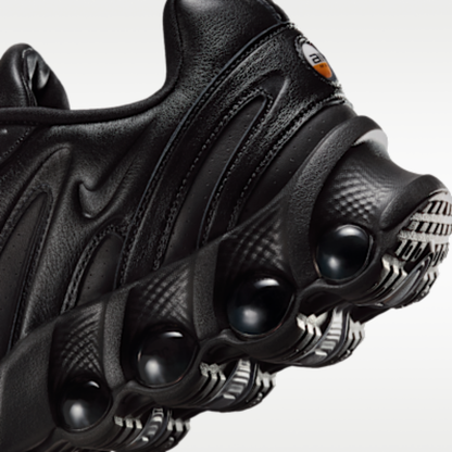 NK AIR MAX DN8 SP – CUIR NOIR PREMIUM
