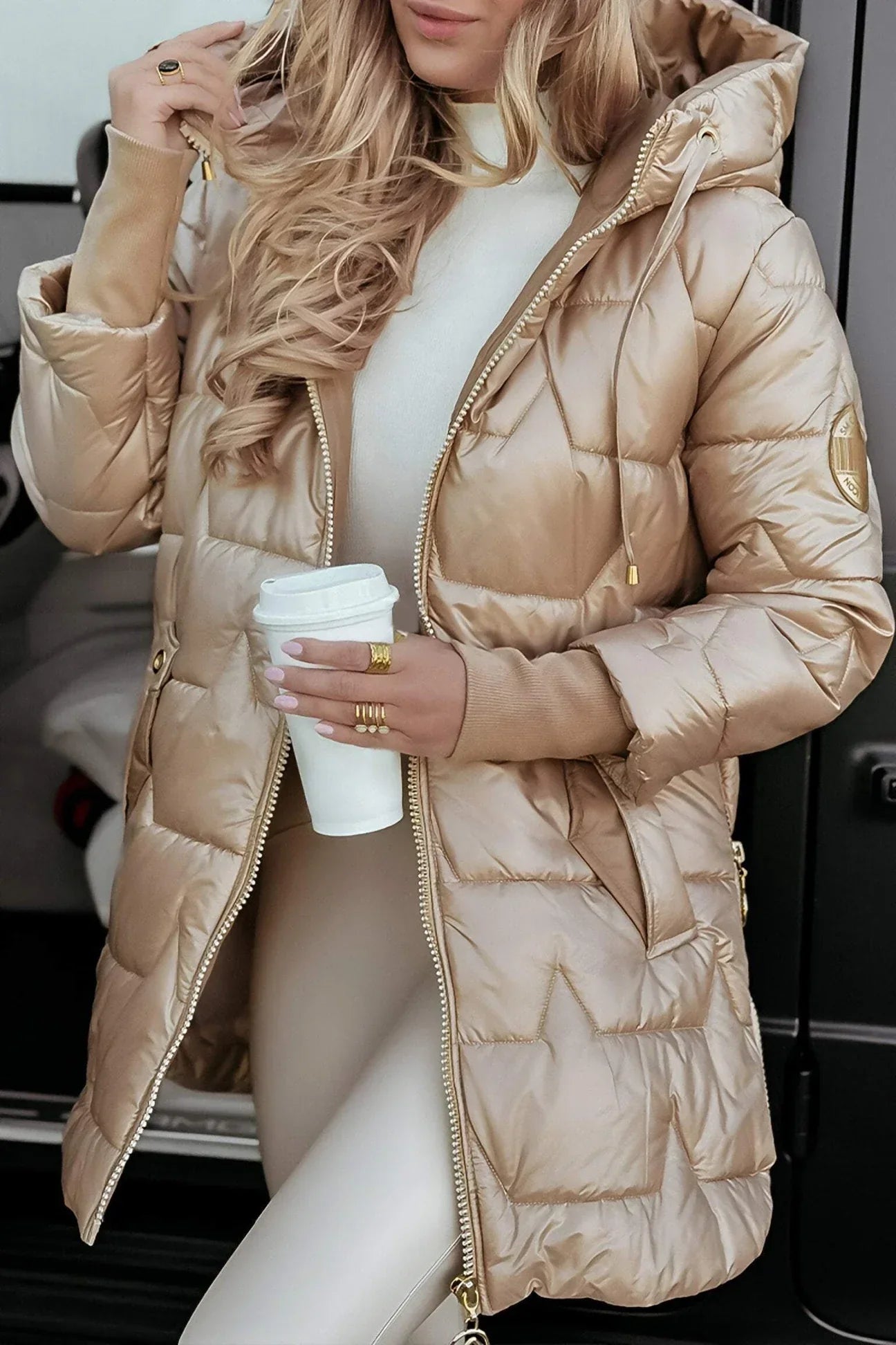 Nolwen™ | Manteau élégant avec capuche et doublure